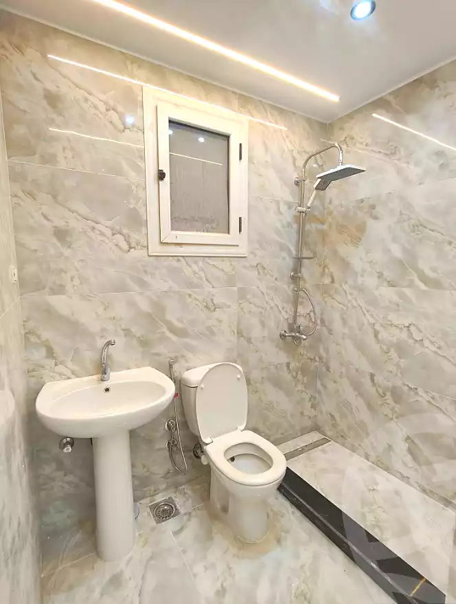 https://aqarmap.com.eg/ar/listing/6867948-for-sale-alexandria-sydy-bshr-sydy-bshr-bhry-khalil-hamada-st