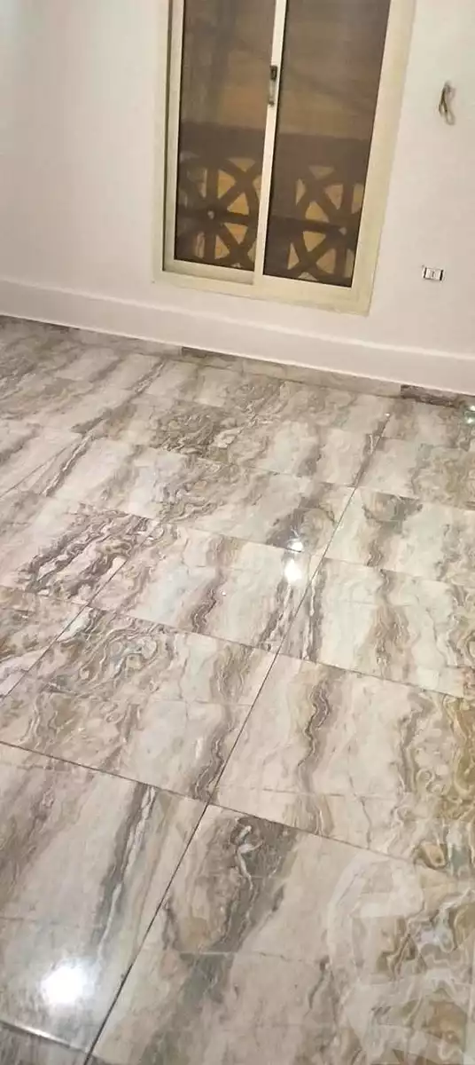 https://aqarmap.com.eg/en/listing/6868064-for-sale-alexandria-sydy-bshr-sydy-bshr-bhry-shr-khld-bn-lwlyd