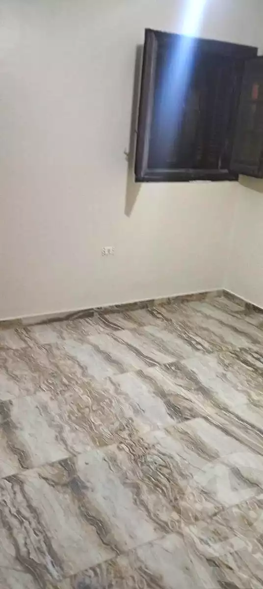 https://aqarmap.com.eg/en/listing/6868064-for-sale-alexandria-sydy-bshr-sydy-bshr-bhry-shr-khld-bn-lwlyd