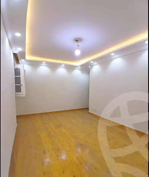 https://aqarmap.com.eg/en/listing/6868152-for-sale-alexandria-camp-cesar-port-said-street