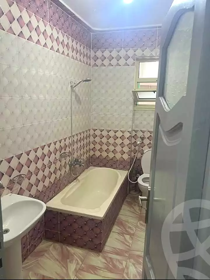 https://aqarmap.com.eg/ar/listing/6868167-for-sale-alexandria-al-agamy-lbytsh-bianchiii-street-11