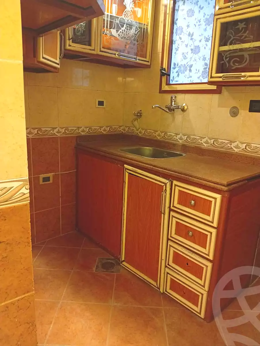 https://aqarmap.com.eg/ar/listing/6868412-for-sale-alexandria-sydy-bshr-sydy-bshr-bhry-gamal-abd-el-nasir-st