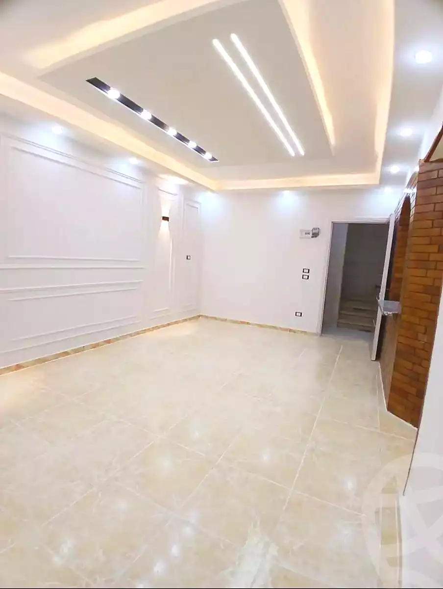 https://aqarmap.com.eg/ar/listing/6868556-for-sale-alexandria-al-agamy-shataa-el-nakheel
