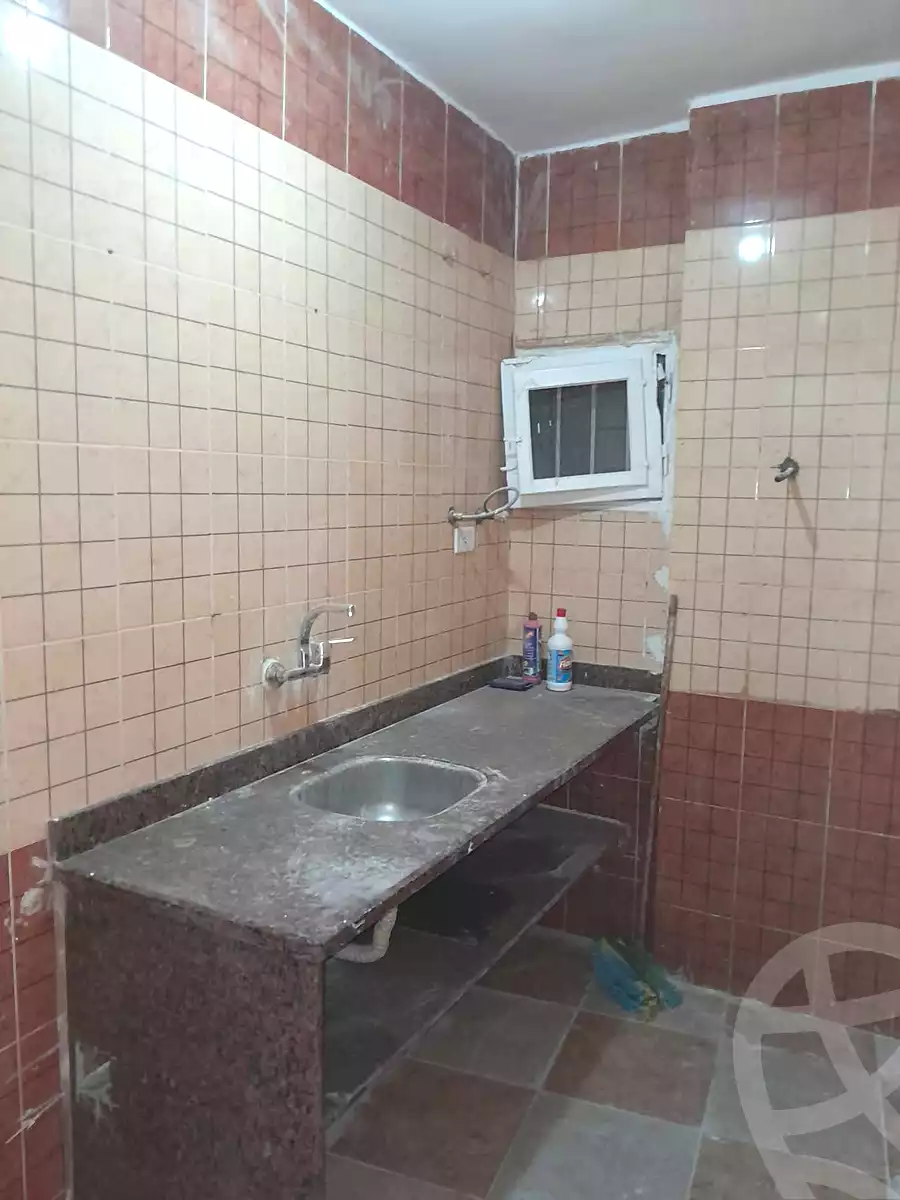 https://aqarmap.com.eg/ar/listing/6868613-for-sale-alexandria-al-agamy-bw-ywsf