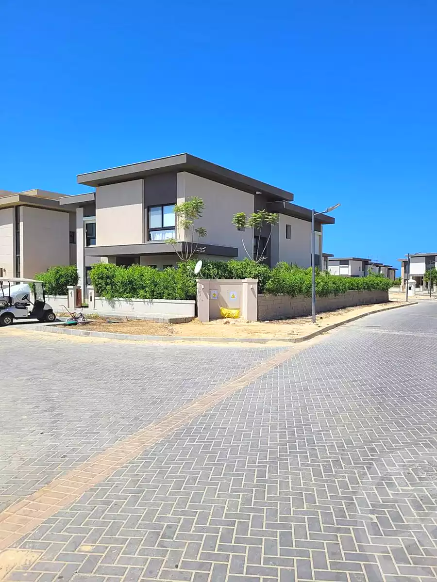 https://aqarmap.com.eg/ar/listing/6868691-for-sale-north-coast-resorts-swanlake-north-coast
