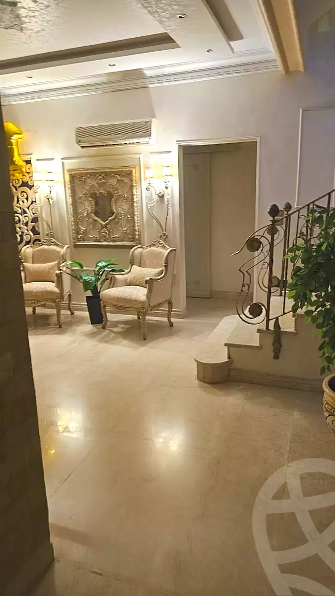 https://aqarmap.com.eg/ar/listing/6868697-for-sale-cairo-new-cairo-lrhb-city-phase-5-talaat-mostafa-st