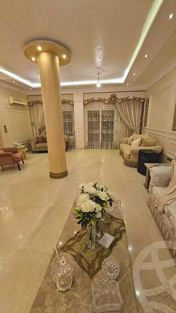 https://aqarmap.com.eg/ar/listing/6868697-for-sale-cairo-new-cairo-lrhb-city-phase-5-talaat-mostafa-st