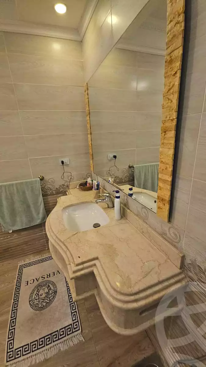 https://aqarmap.com.eg/ar/listing/6868697-for-sale-cairo-new-cairo-lrhb-city-phase-5-talaat-mostafa-st