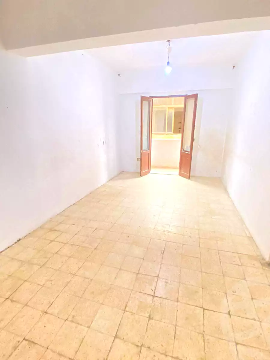 https://aqarmap.com.eg/ar/listing/6868708-for-sale-alexandria-al-agamy-el-hanouvel-al-asdakaa-st