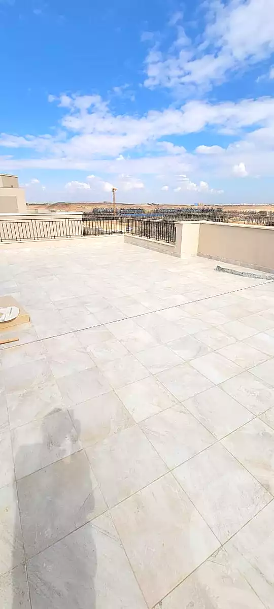 https://aqarmap.com.eg/en/listing/6868725-for-rent-cairo-6th-of-october-compounds-october-plaza