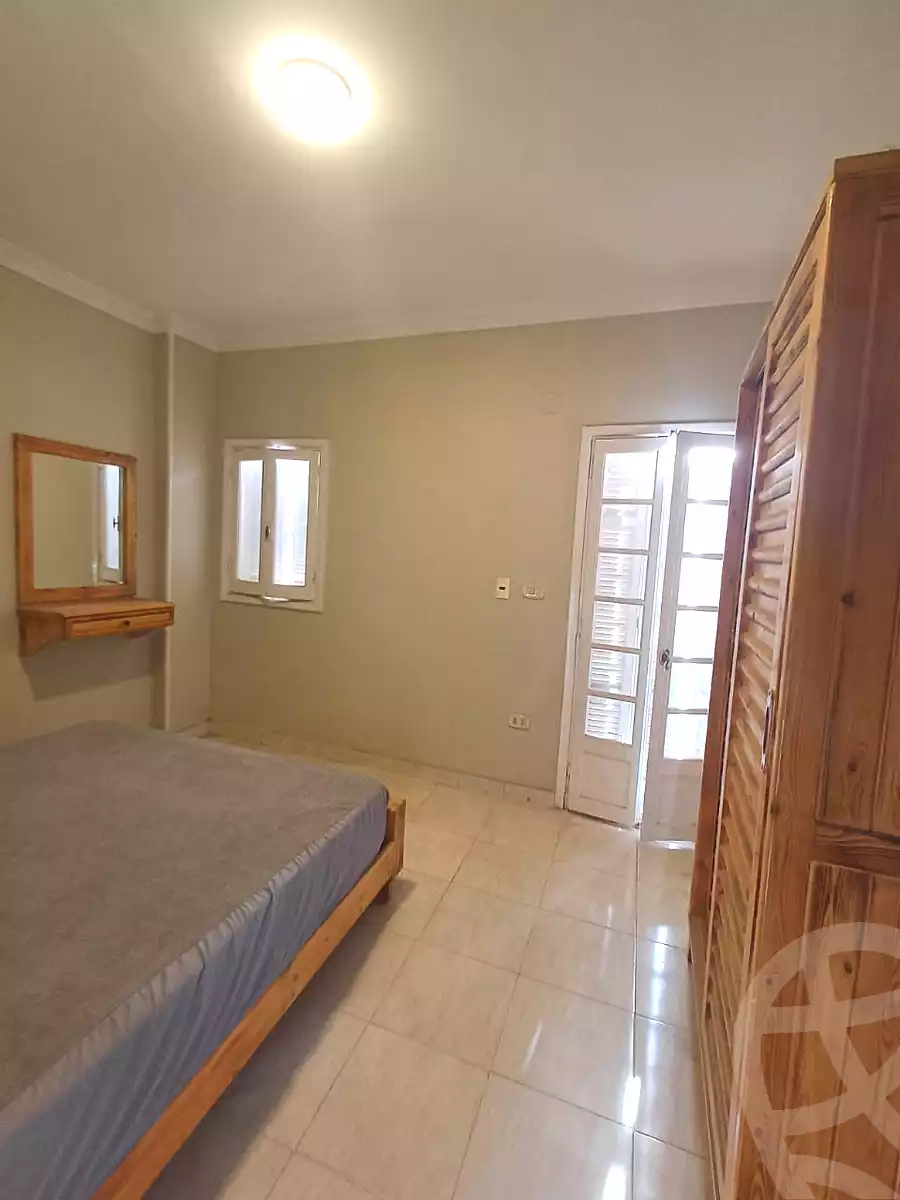 https://aqarmap.com.eg/ar/listing/6868740-for-rent-cairo-6th-of-october-el-ahyaa-neighborhood-4th-neighborhood-3