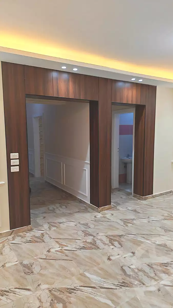 https://aqarmap.com.eg/en/listing/6868811-for-rent-cairo-6th-of-october-compounds-dream-land-flower-resort