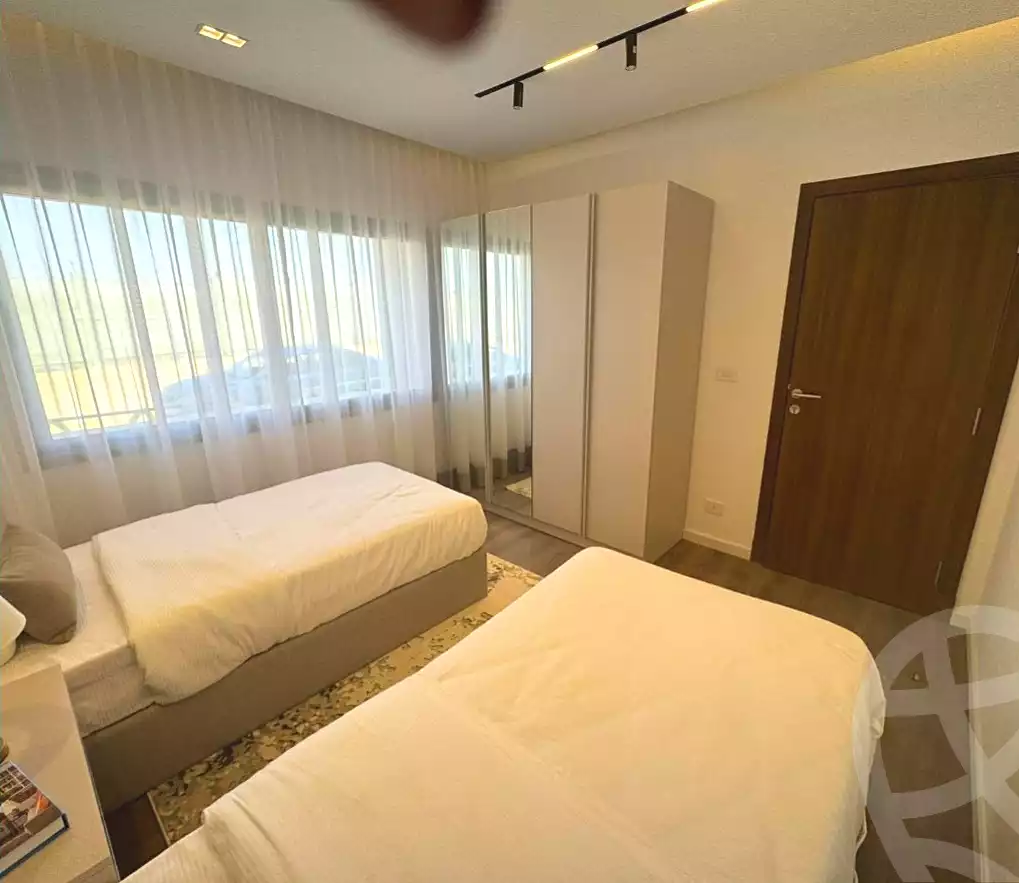https://aqarmap.com.eg/en/listing/6868949-for-sale-cairo-el-sheikh-zayed-city-lshykh-zyd-ljdyd-mar-ville-compound-almarasem