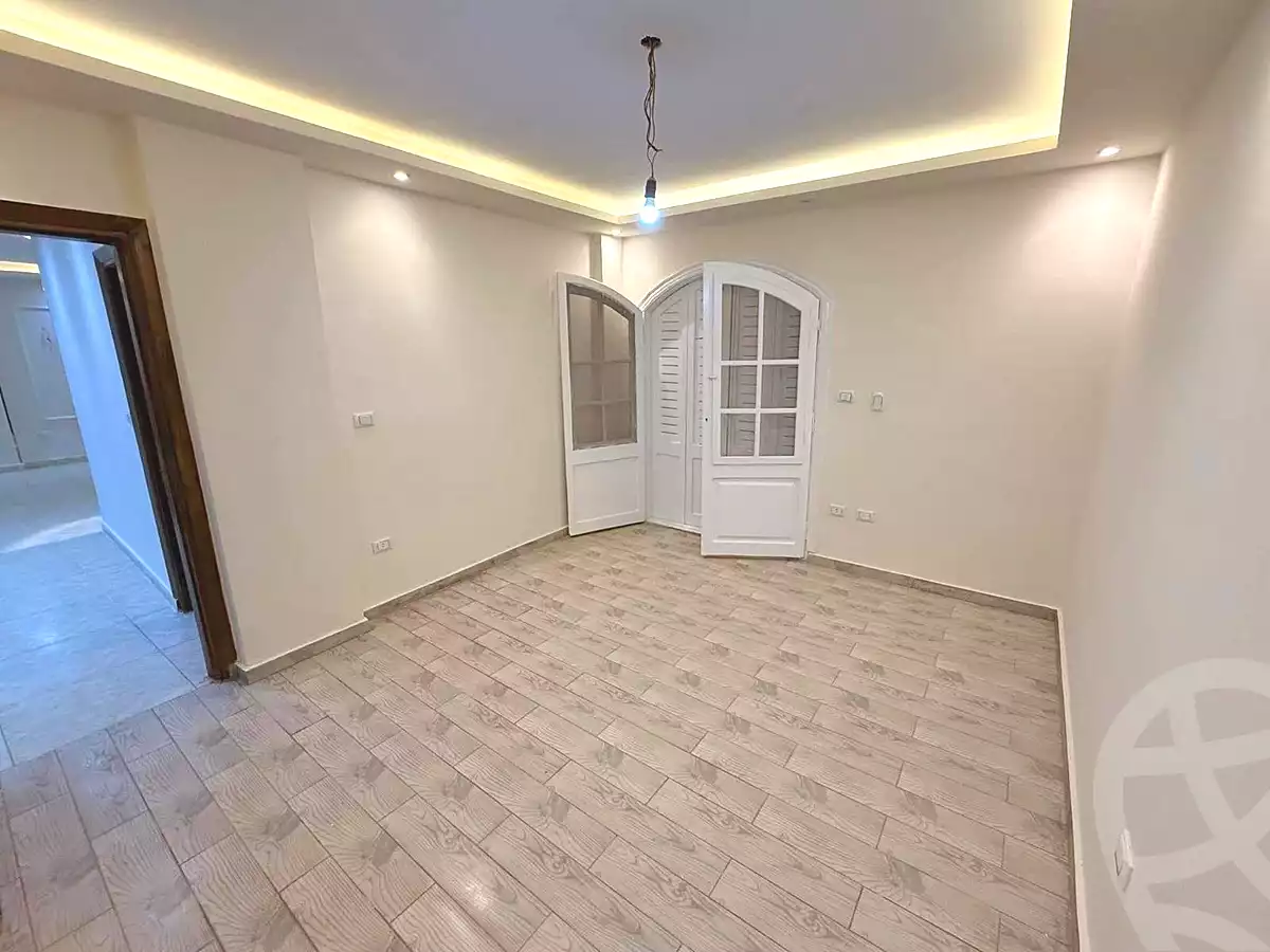 https://aqarmap.com.eg/ar/listing/6869189-for-sale-alexandria-al-agamy-lbytsh-el-hanafeya-st