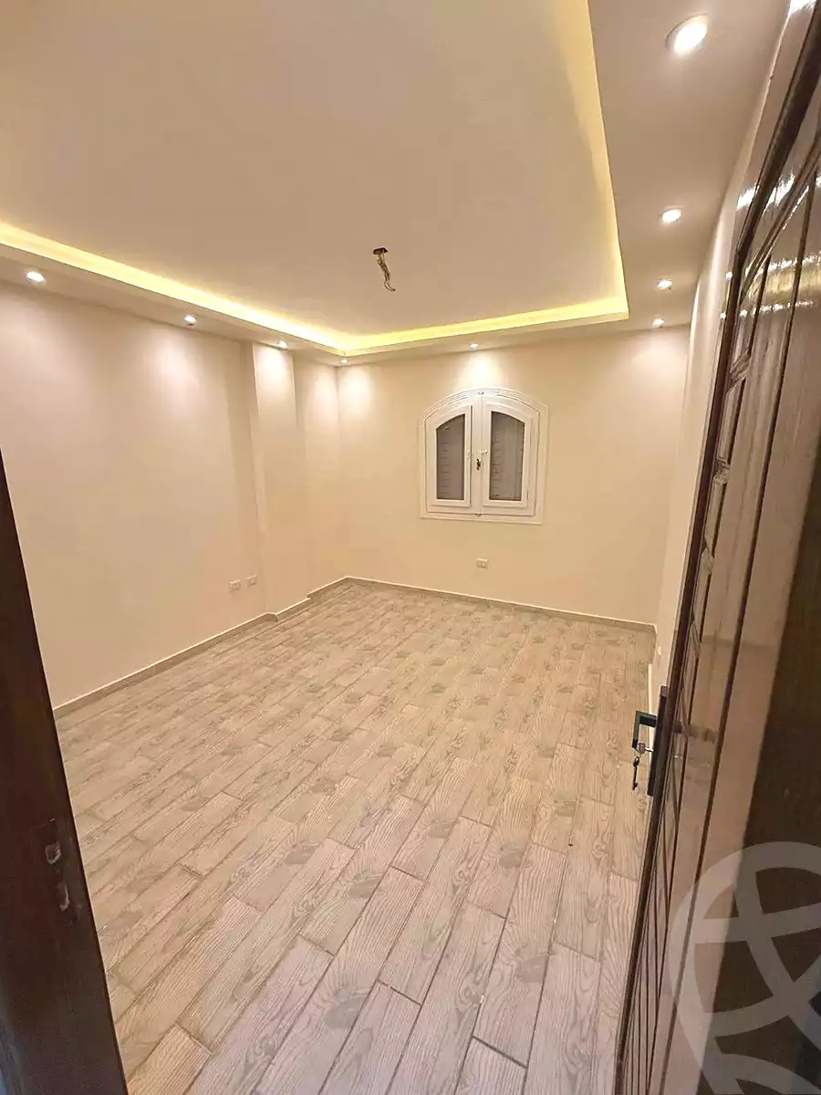 https://aqarmap.com.eg/ar/listing/6869189-for-sale-alexandria-al-agamy-lbytsh-el-hanafeya-st