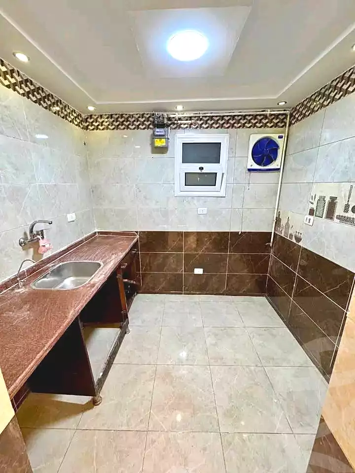 https://aqarmap.com.eg/ar/listing/6869930-for-sale-alexandria-sydy-bshr-sydy-bshr-bhry-gamal-abd-el-nasir-st