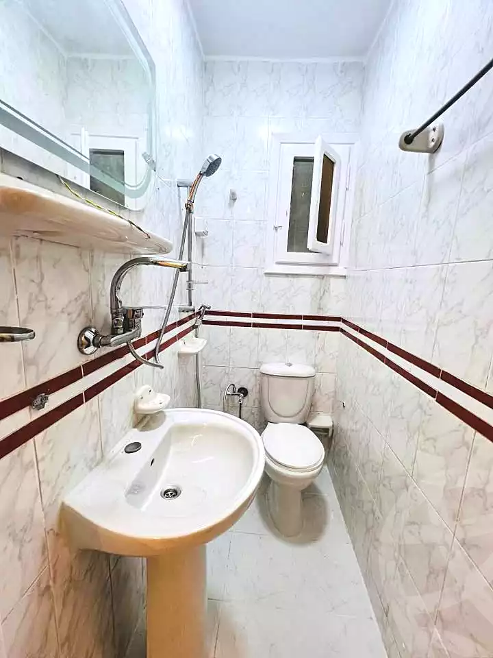 https://aqarmap.com.eg/ar/listing/6869955-for-sale-alexandria-al-agamy-shataa-el-nakheel