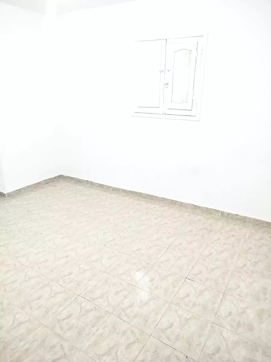 https://aqarmap.com.eg/ar/listing/6869998-for-rent-alexandria-el-asafra-l-sfr-bhry