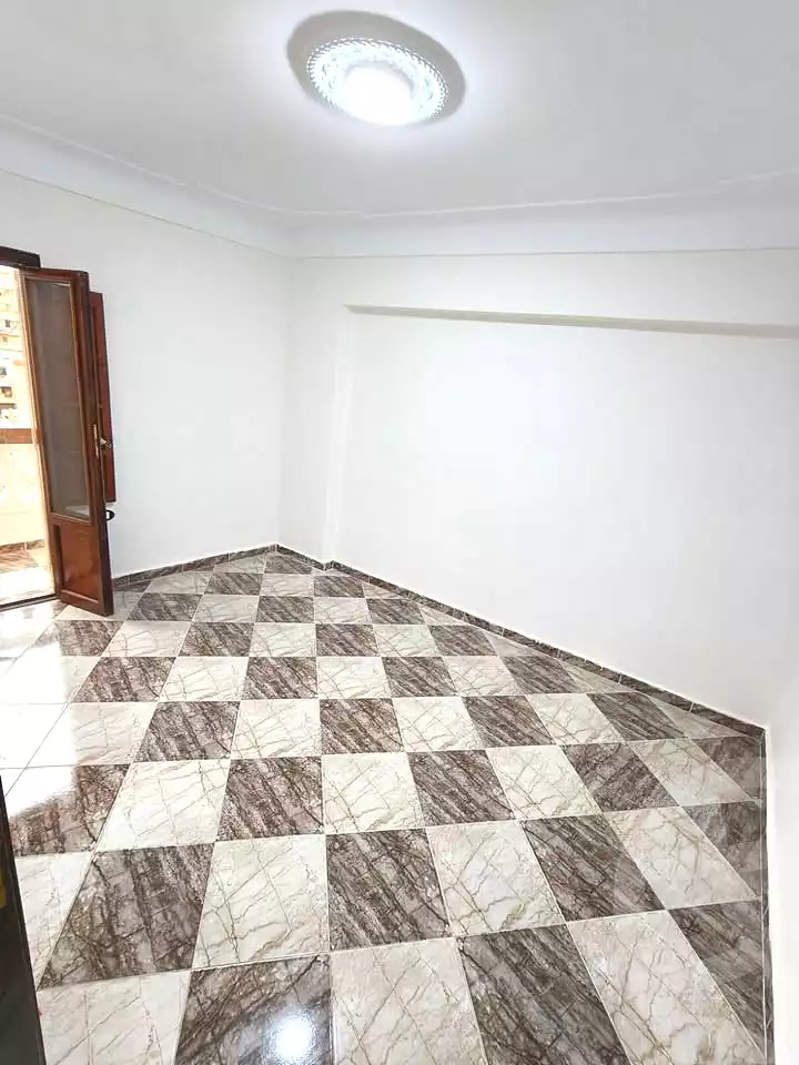 https://aqarmap.com.eg/en/listing/6870037-for-sale-alexandria-lsywf-el-falki