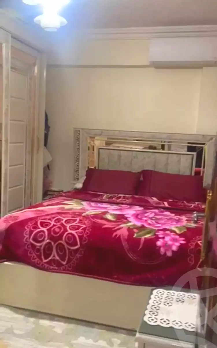 https://aqarmap.com.eg/ar/listing/6870058-for-sale-alexandria-sydy-bshr-sydy-bshr-bhry-khalil-hamada-st