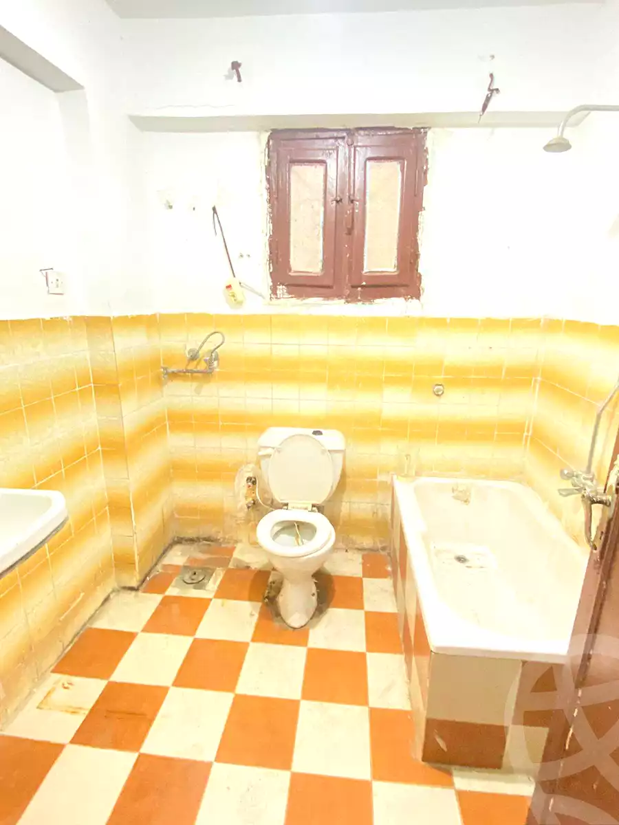 https://aqarmap.com.eg/ar/listing/6870123-for-sale-alexandria-al-agamy-el-hanouvel-al-asdakaa-st