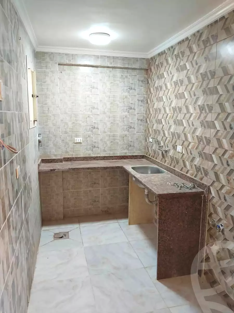 https://aqarmap.com.eg/ar/listing/6870285-for-sale-alexandria-al-agamy-el-hanouvel-al-haded-we-al-soulb-st
