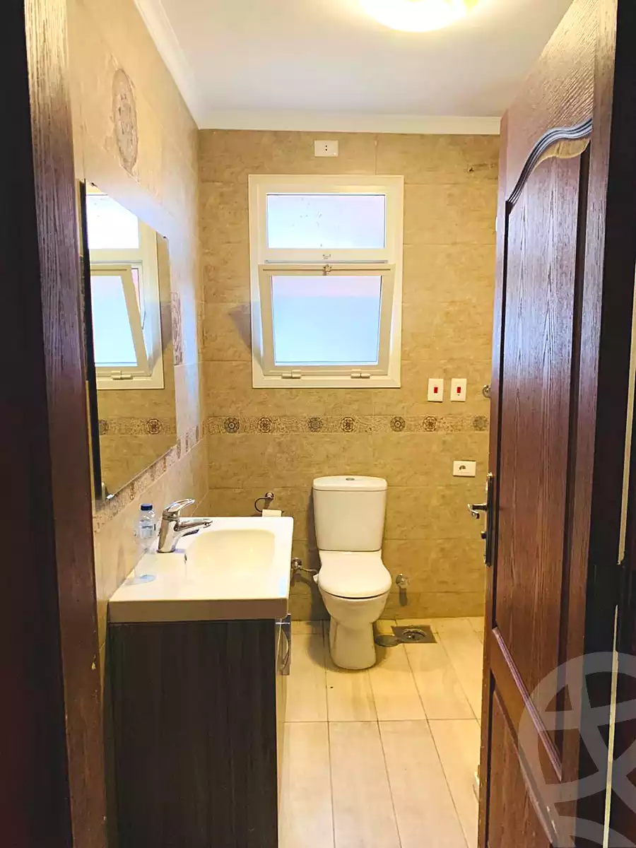 https://aqarmap.com.eg/ar/listing/6870494-for-sale-cairo-new-cairo-lrhb-city-phase-4-ahmed-oraby-st