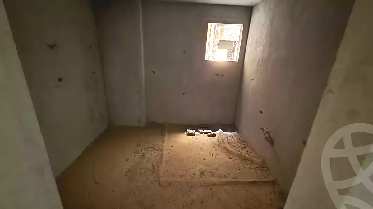 https://aqarmap.com.eg/en/listing/6870917-for-sale-cairo-6th-of-october-hadaeq-october-compounds-el-fardoos-city
