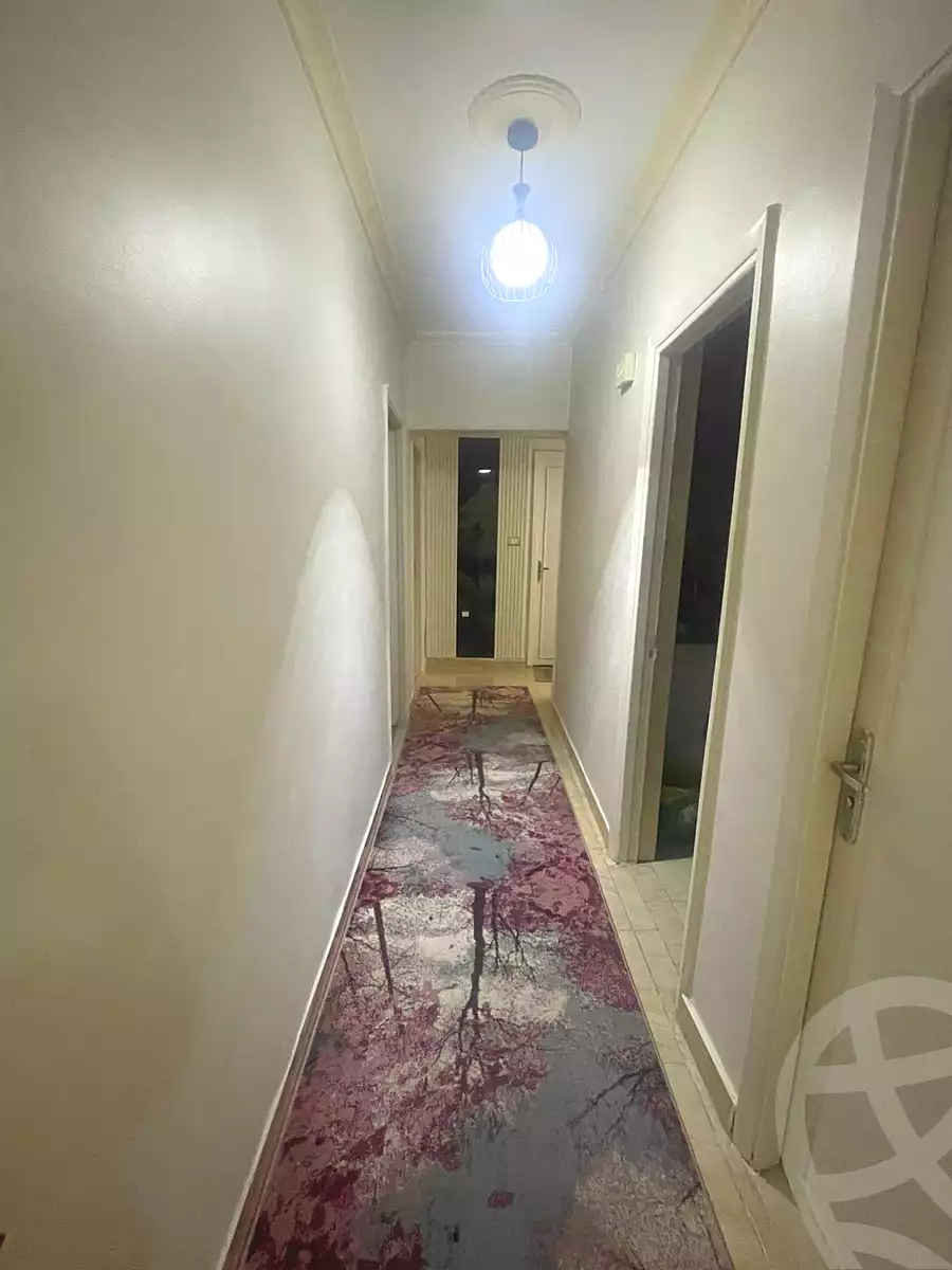 https://aqarmap.com.eg/ar/listing/6870940-for-sale-cairo-6th-of-october-el-ahyaa-neighborhood-3rd