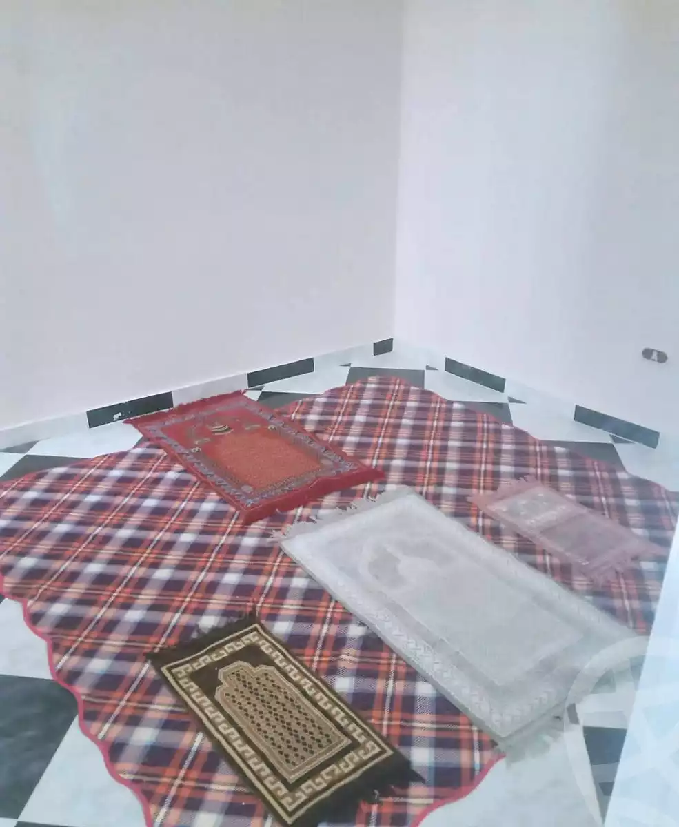 https://aqarmap.com.eg/en/listing/6871099-for-sale-alexandria-al-agamy-el-hanouvel-abo-bakr-el-sedeek-st