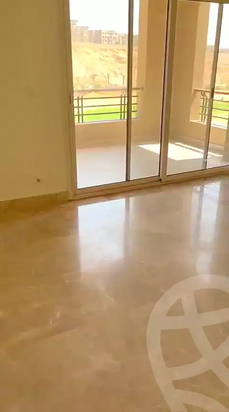 فيلا بـ٥ غرف نوم في أب تاون كايرو، صورة ٣ من ٩