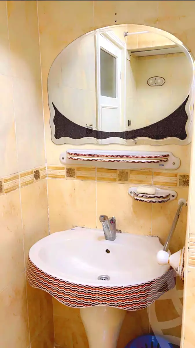 https://aqarmap.com.eg/ar/listing/6871234-for-rent-cairo-el-sheikh-zayed-city-el-hay-el-thaleth-ashaer
