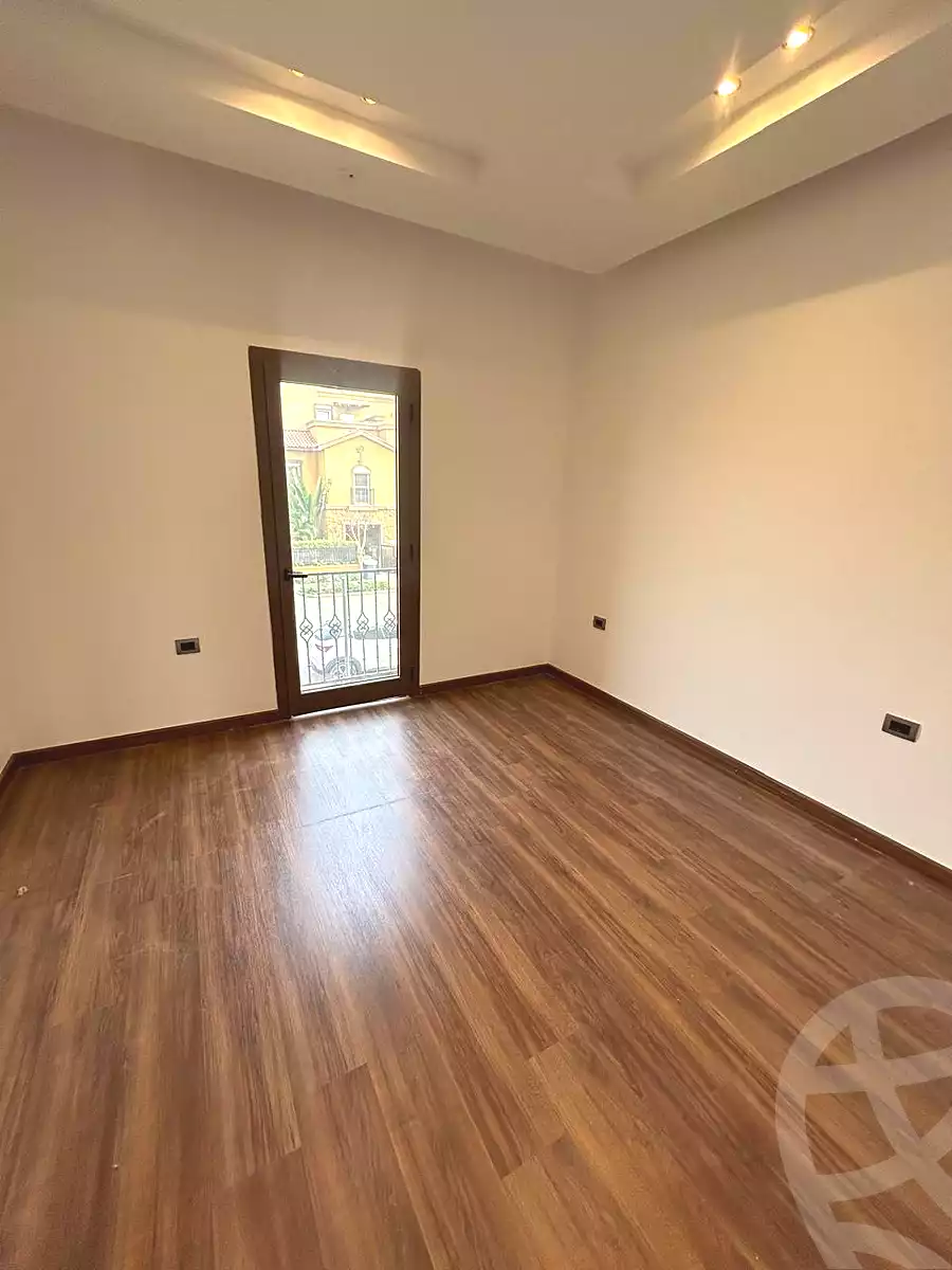 https://aqarmap.com.eg/ar/listing/6871425-for-rent-cairo-new-cairo-compounds-mivida-mivida-parcel
