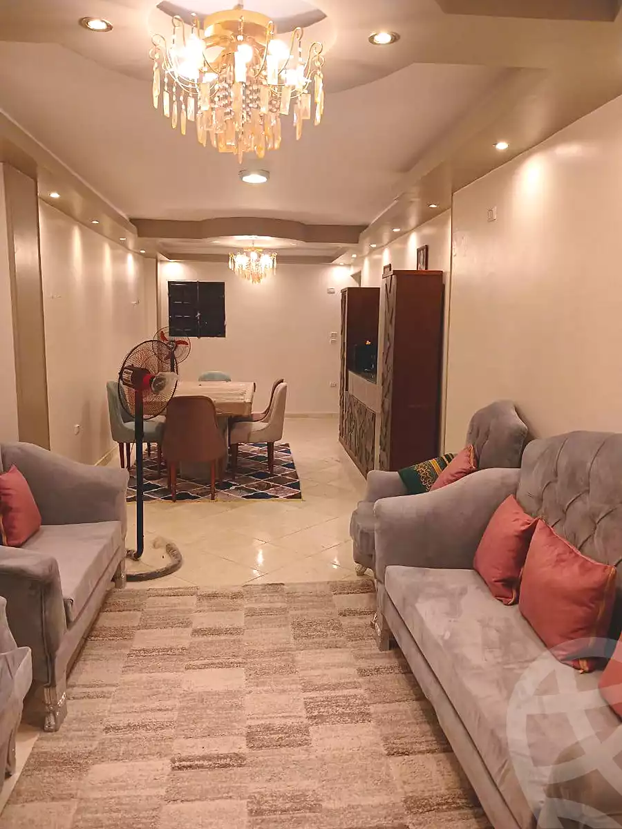 https://aqarmap.com.eg/ar/listing/6871575-for-sale-cairo-el-haram-el-maryotya-nazlet-el-seesy-st