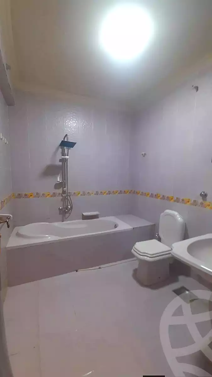 https://aqarmap.com.eg/en/listing/6871784-for-sale-alexandria-al-agamy-lbytsh-bianchiii