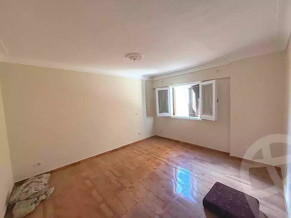 https://aqarmap.com.eg/en/listing/6871966-for-sale-alexandria-smouha-victor-amanoiel-square