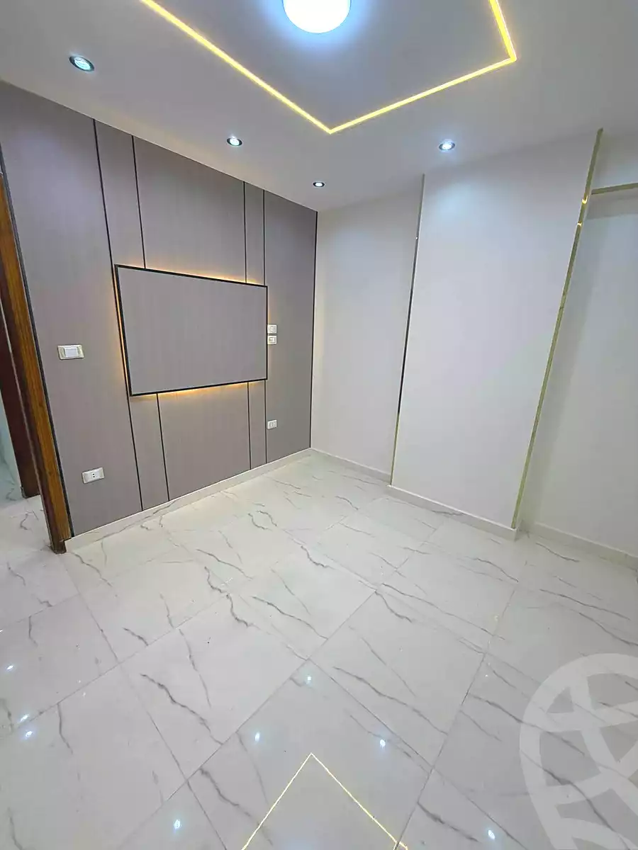 https://aqarmap.com.eg/en/listing/6871992-for-sale-alexandria-al-agamy-lbytsh-bianchiii