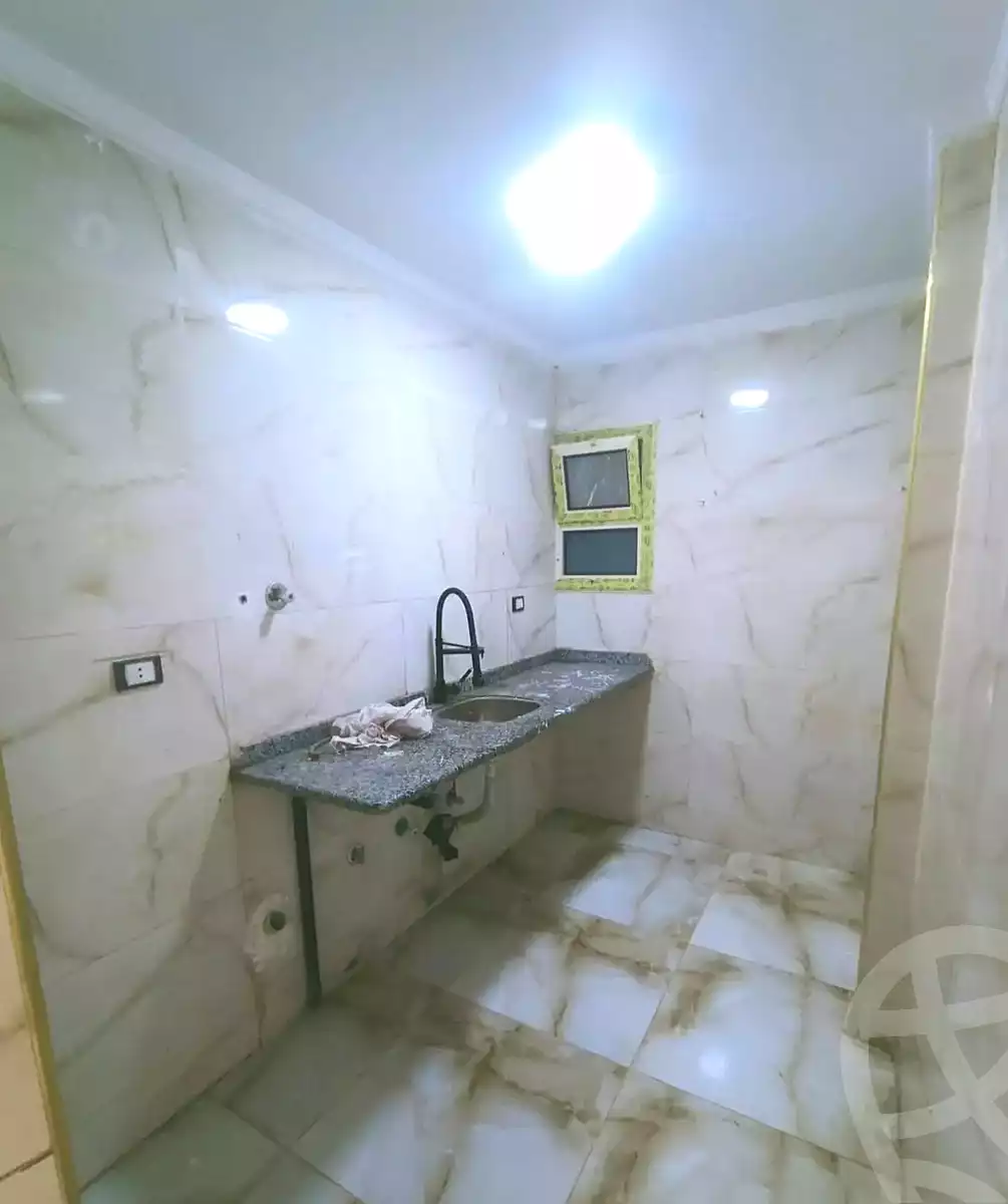 https://aqarmap.com.eg/en/listing/6872230-for-sale-alexandria-lsywf-el-falki