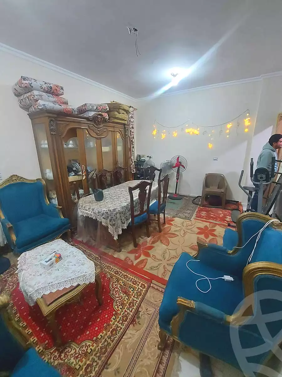 https://aqarmap.com.eg/en/listing/6872273-for-sale-cairo-helwan-el-shareaa-el-sharby-st