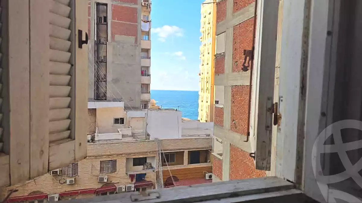 https://aqarmap.com.eg/en/listing/6872602-for-sale-alexandria-el-mandara-moritania-st