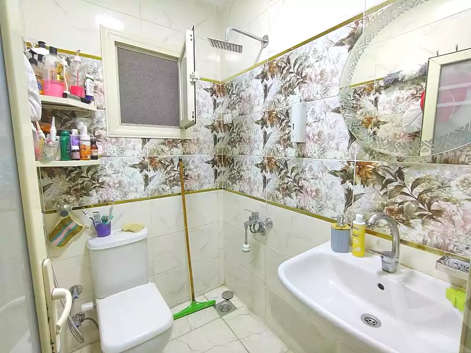 https://aqarmap.com.eg/en/listing/6872679-for-sale-alexandria-el-asafra-shr-45