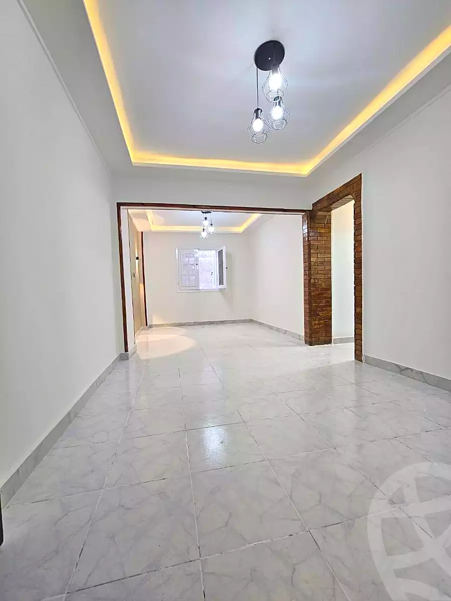 https://aqarmap.com.eg/ar/listing/6872792-for-sale-alexandria-al-agamy-shataa-el-nakheel