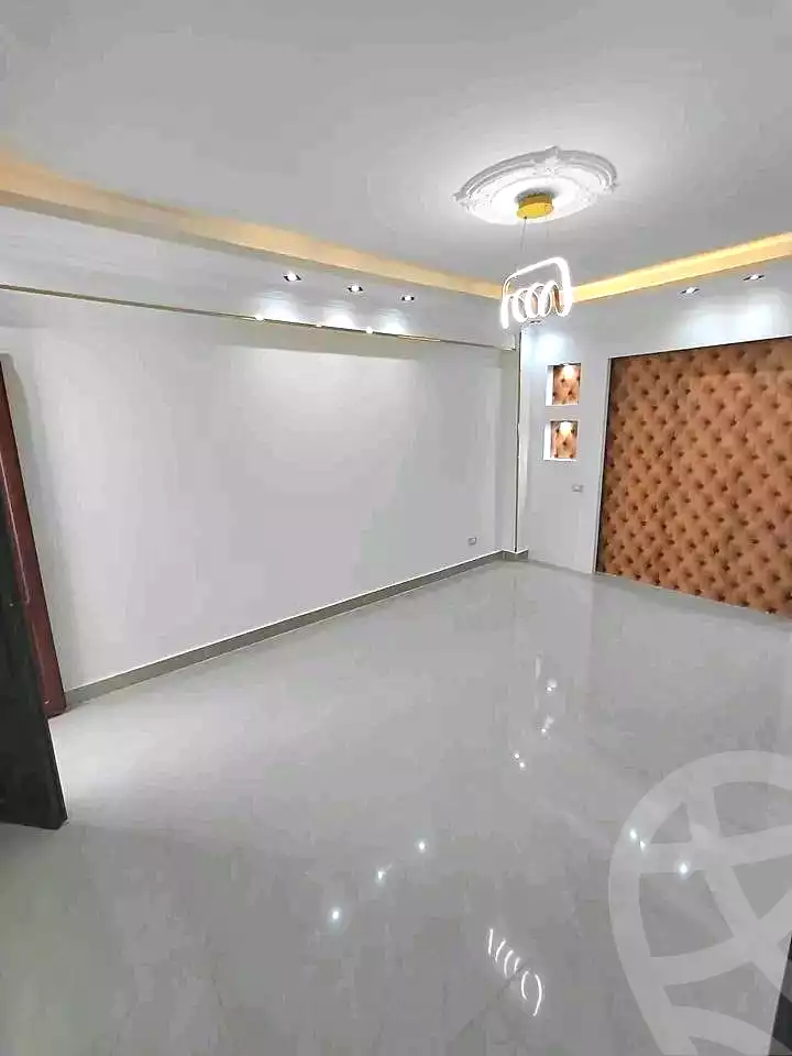 https://aqarmap.com.eg/en/listing/6873128-for-sale-alexandria-sydy-bshr-sydy-bshr-bhry-street-15