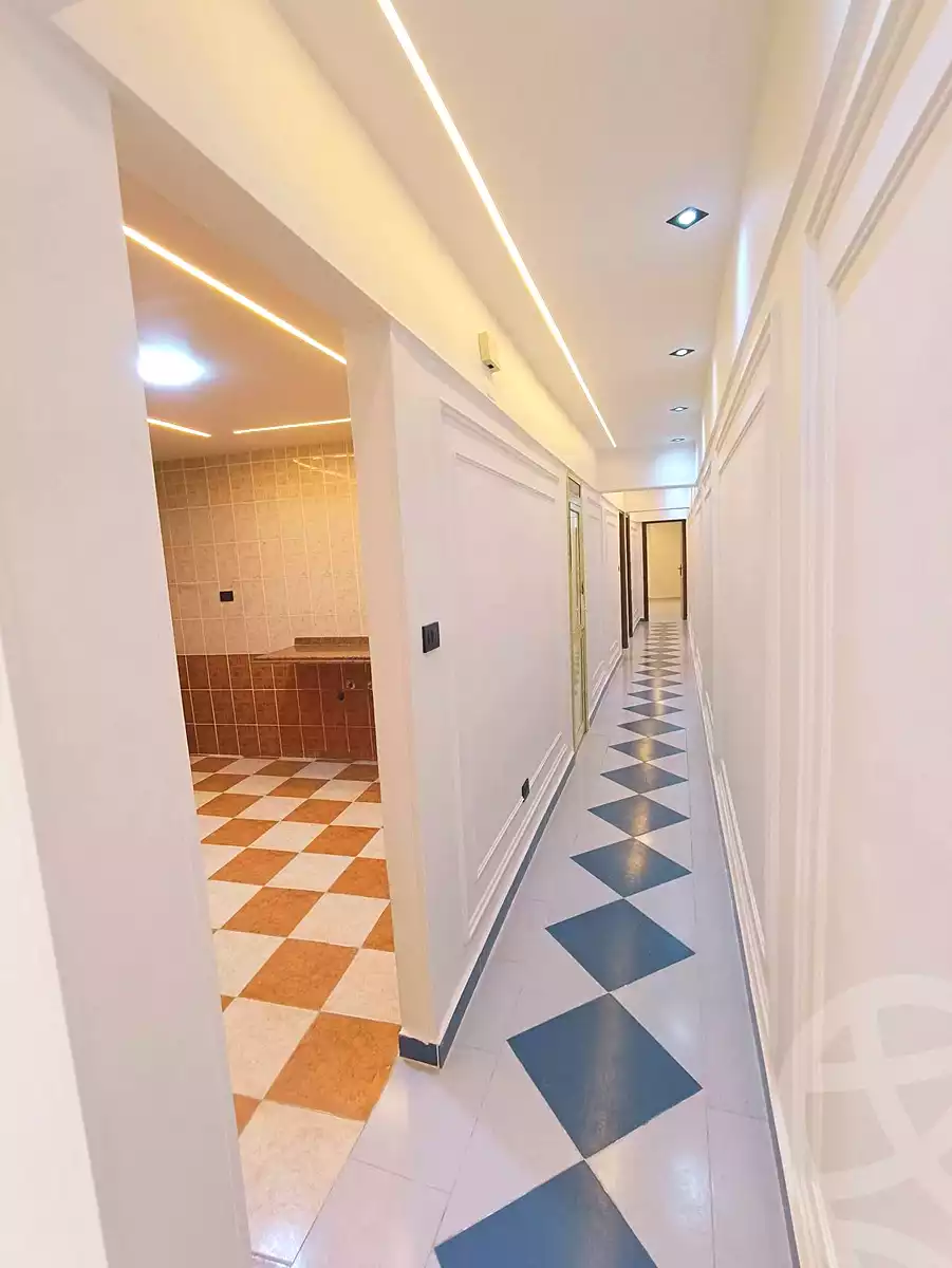 https://aqarmap.com.eg/ar/listing/6873426-for-sale-alexandria-sydy-bshr-sydy-bshr-bhry