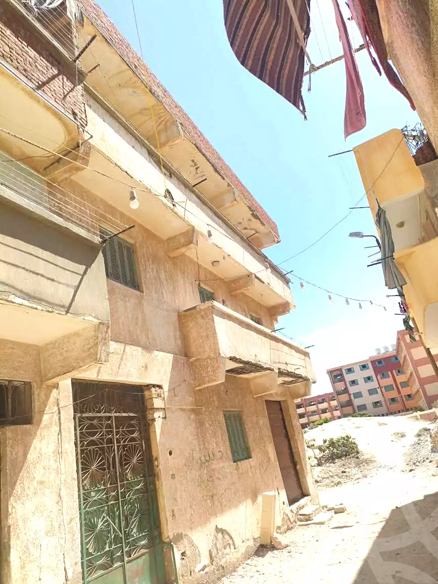 https://aqarmap.com.eg/ar/listing/6873752-for-sale-alexandria-al-agamy-el-hanouvel-al-haded-we-al-soulb-st