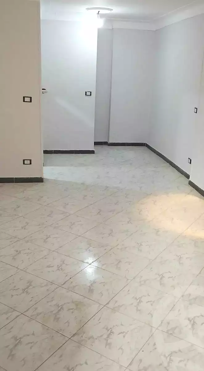 https://aqarmap.com.eg/ar/listing/6873804-for-sale-alexandria-sydy-bshr-sydy-bshr-bhry-el-fakharany-st