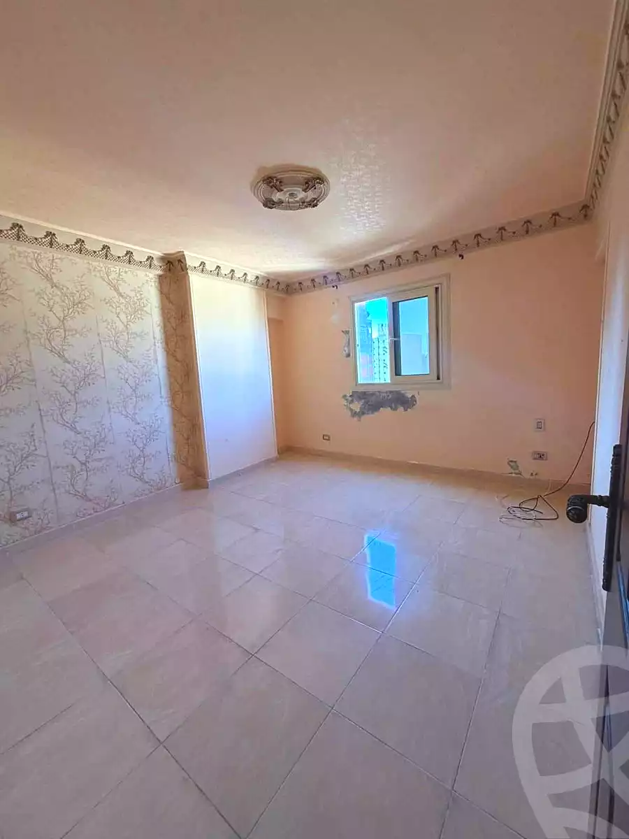https://aqarmap.com.eg/en/listing/6874046-for-sale-alexandria-al-agamy-lbytsh-el-reyad-st