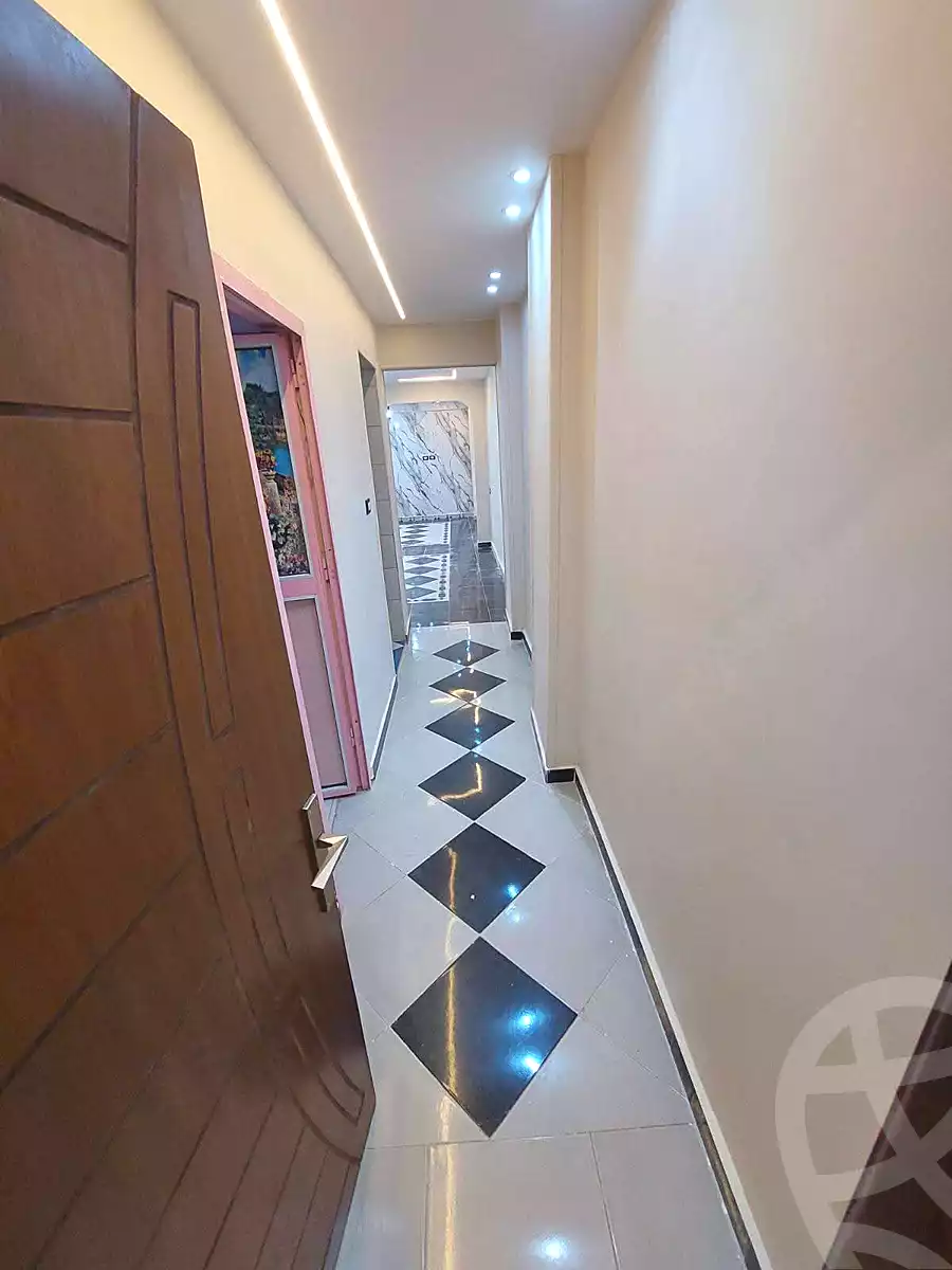 https://aqarmap.com.eg/ar/listing/6874060-for-sale-alexandria-sydy-bshr-sydy-bshr-bhry-gamal-abd-el-nasir-st