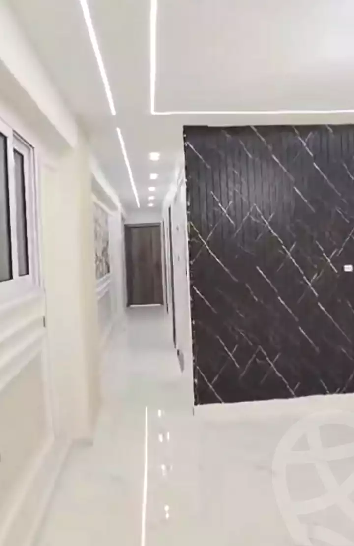 https://aqarmap.com.eg/ar/listing/6874118-for-sale-alexandria-al-agamy-el-hanouvel-abo-el-shawareb-st