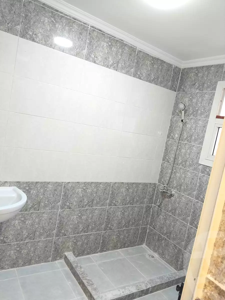 https://aqarmap.com.eg/en/listing/6874540-for-sale-alexandria-al-agamy-el-hanouvel-al-haded-we-al-soulb-st